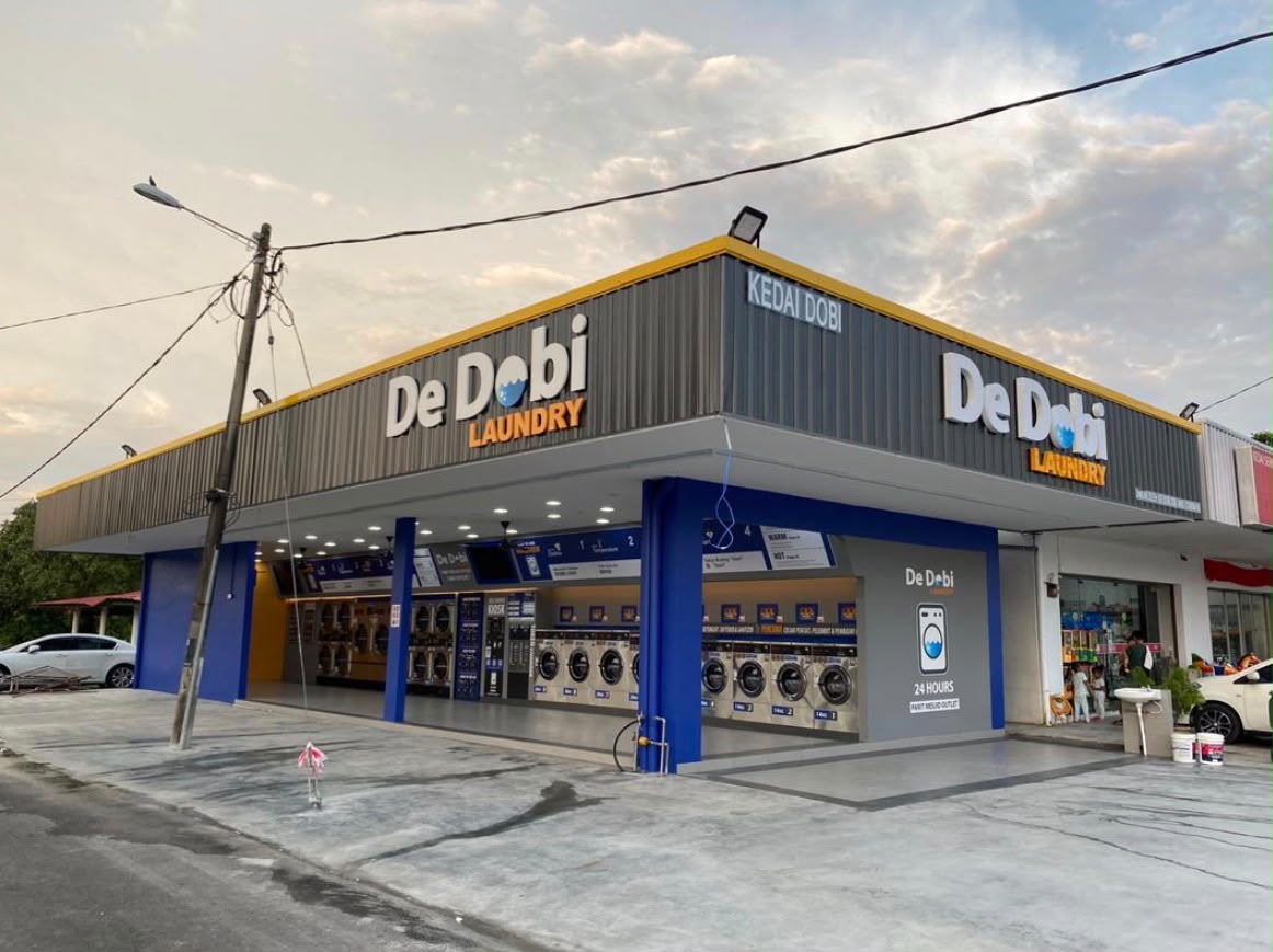 Parit Mesjid outlet