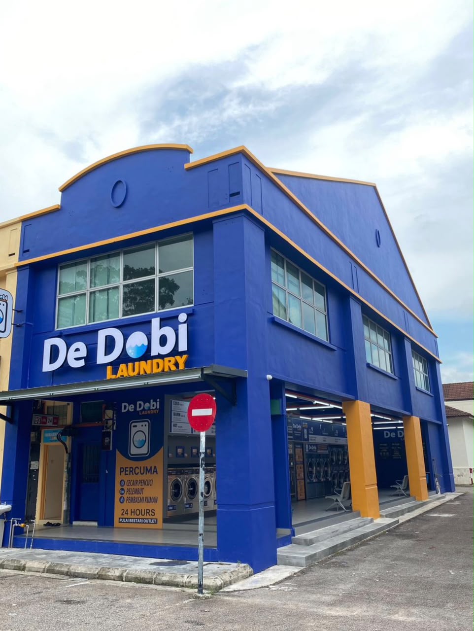 Pulai Bistari outlet