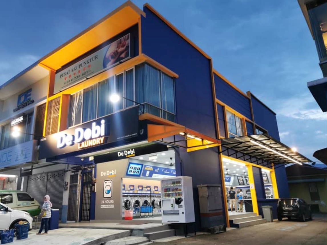 Pulai Ria outlet